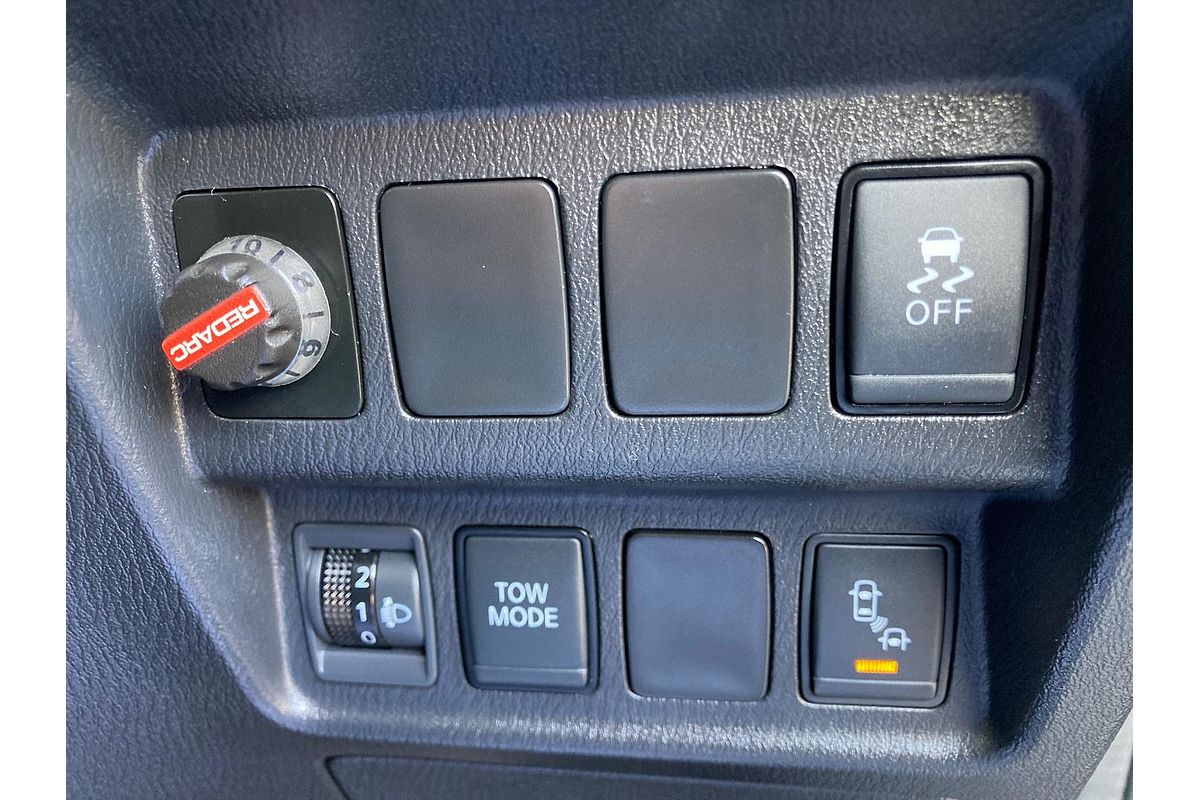 2018 Nissan Pathfinder ST-L R52 Series II