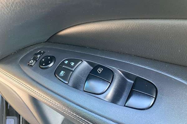 2018 Nissan Pathfinder ST-L R52 Series II
