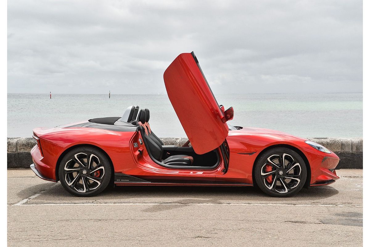 2024 MG Cyberster (No Badge) EC32