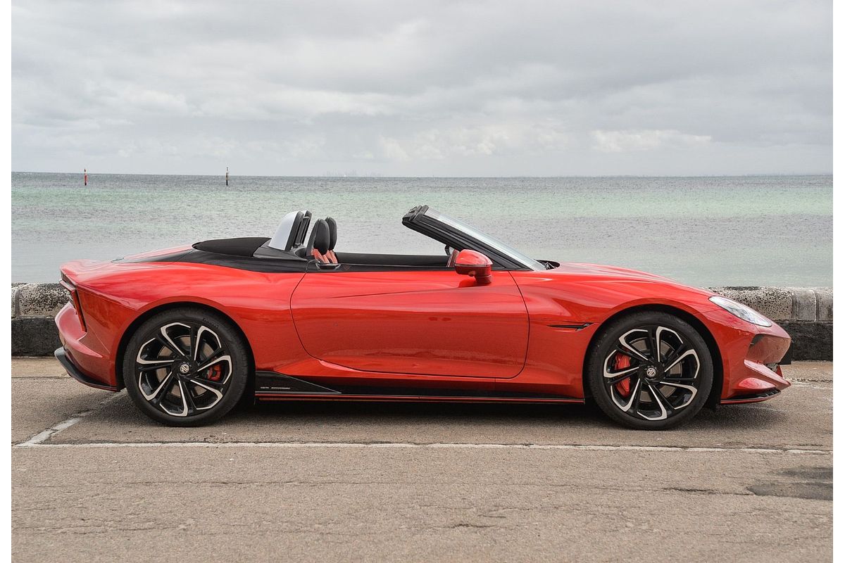 2024 MG Cyberster (No Badge) EC32