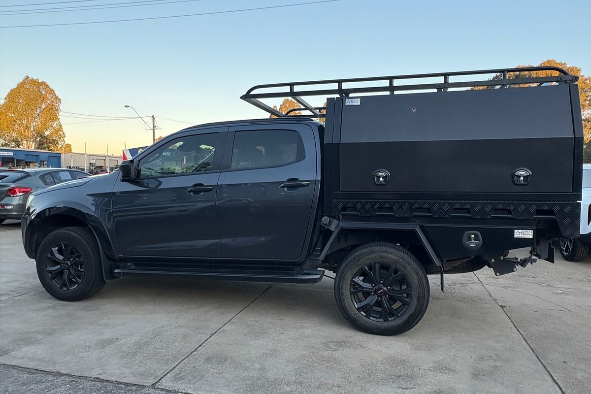 2022 Isuzu D-MAX X-TERRAIN 4X4