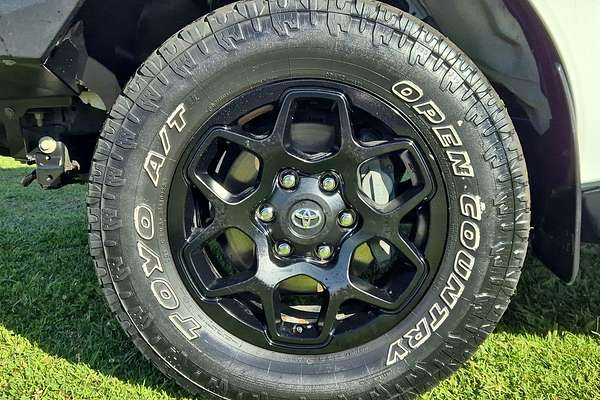 2022 Toyota Hilux SR GUN126R 4X4