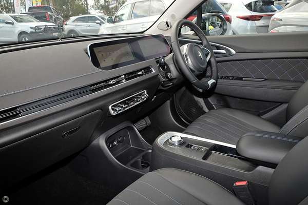 2025 GWM Ora Standard Range ES11