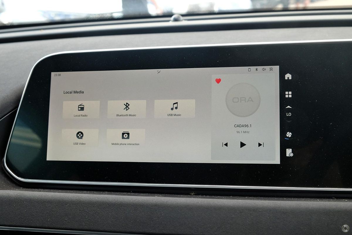 2025 GWM Ora Standard Range ES11