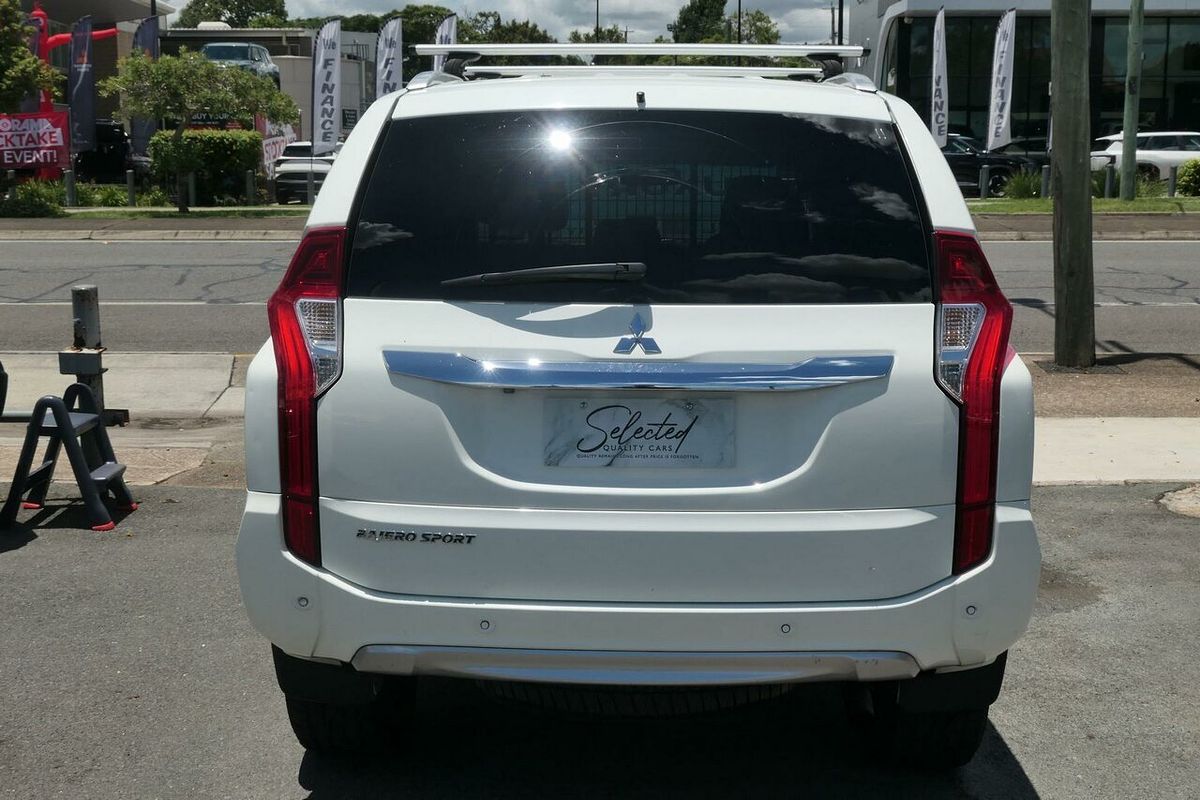 2016 Mitsubishi Pajero Sport GLX QE