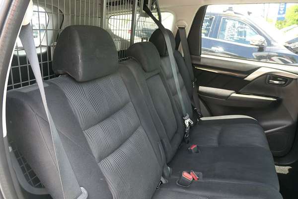 2016 Mitsubishi Pajero Sport GLX QE