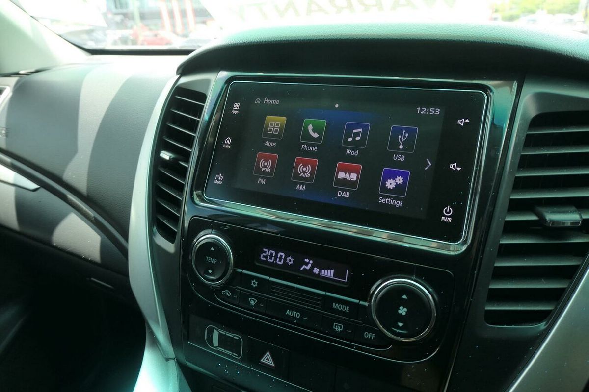 2016 Mitsubishi Pajero Sport GLX QE