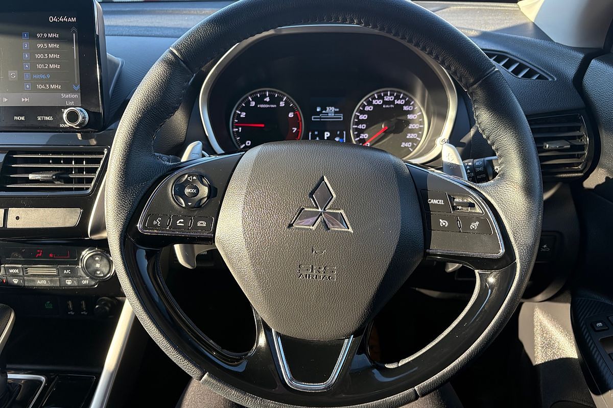 2021 Mitsubishi Eclipse Cross LS YB