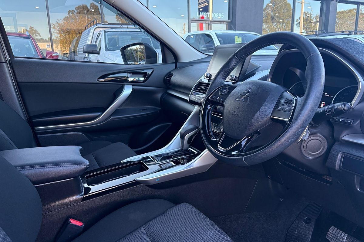 2021 Mitsubishi Eclipse Cross LS YB