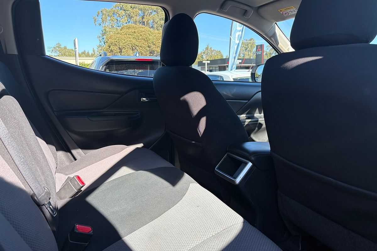 2021 Mitsubishi Triton GLX+ MR 4X4