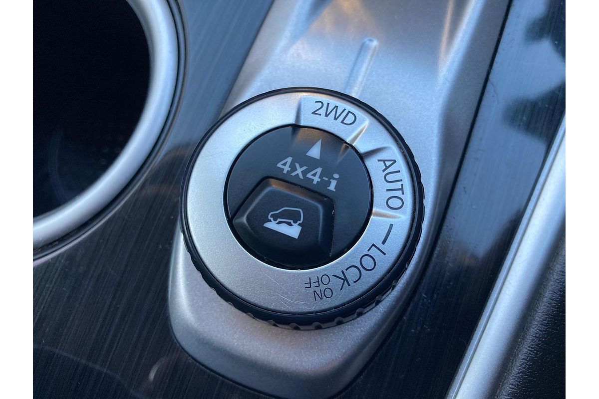 2018 Nissan Pathfinder ST-L R52 Series II