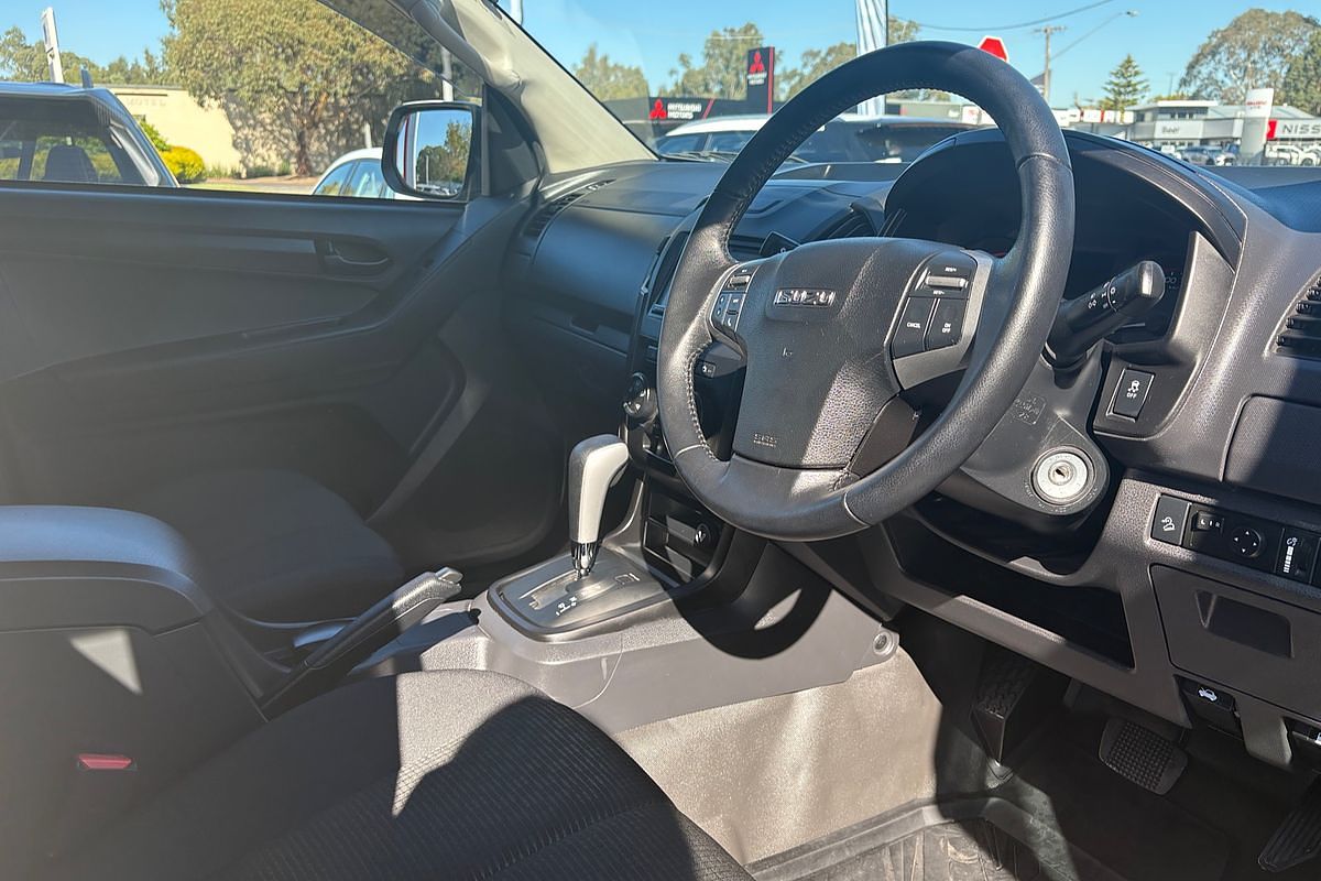 2020 Isuzu D-MAX SX High Ride Rear Wheel Drive