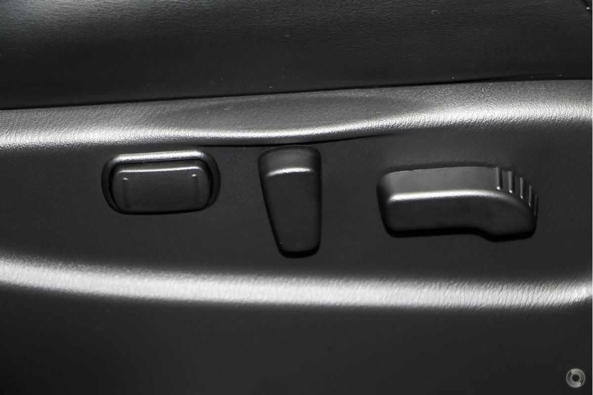 2024 Nissan Patrol Ti-L Y62