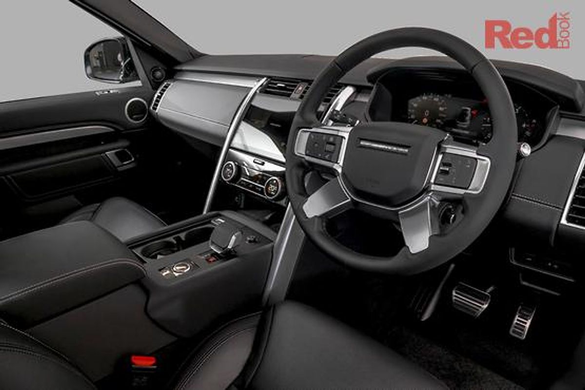 2025 Land Rover Discovery D350 Dynamic SE Series 5