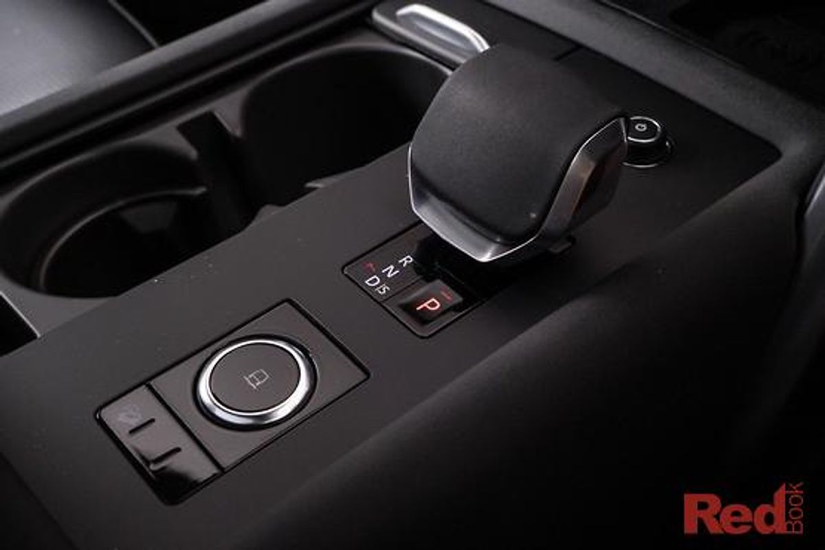 2025 Land Rover Discovery D350 Dynamic SE Series 5