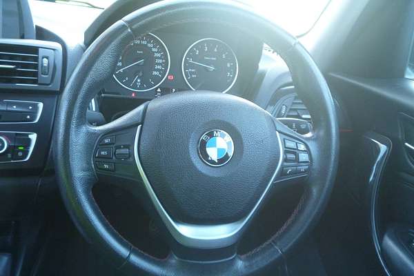 2012 BMW 1 18i SPORT LINE F20