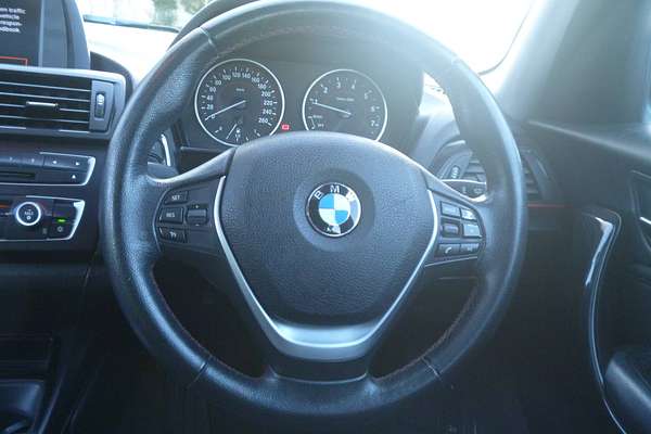 2012 BMW 1 18i SPORT LINE F20