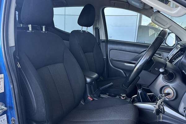 2015 Mitsubishi Triton GLS MQ 4X4