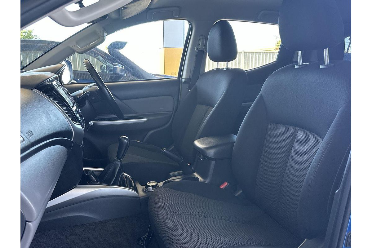 2015 Mitsubishi Triton GLS MQ 4X4