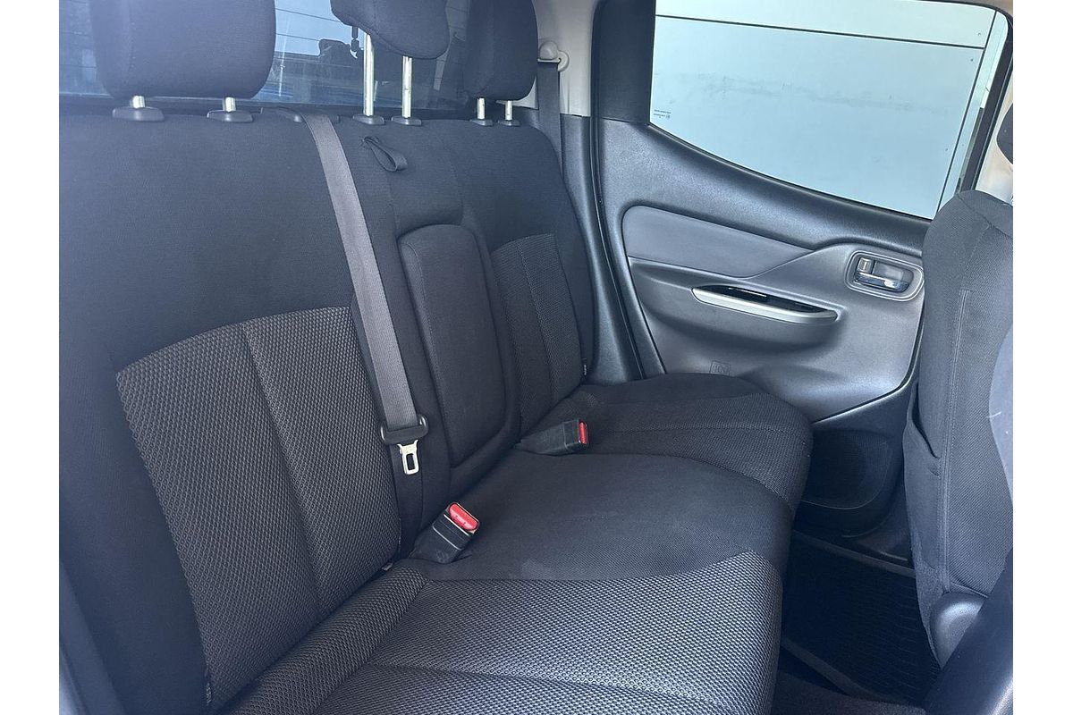 2015 Mitsubishi Triton GLS MQ 4X4