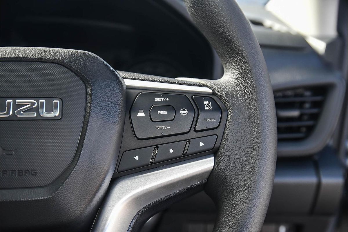 2025 Isuzu D-MAX SX 4X4