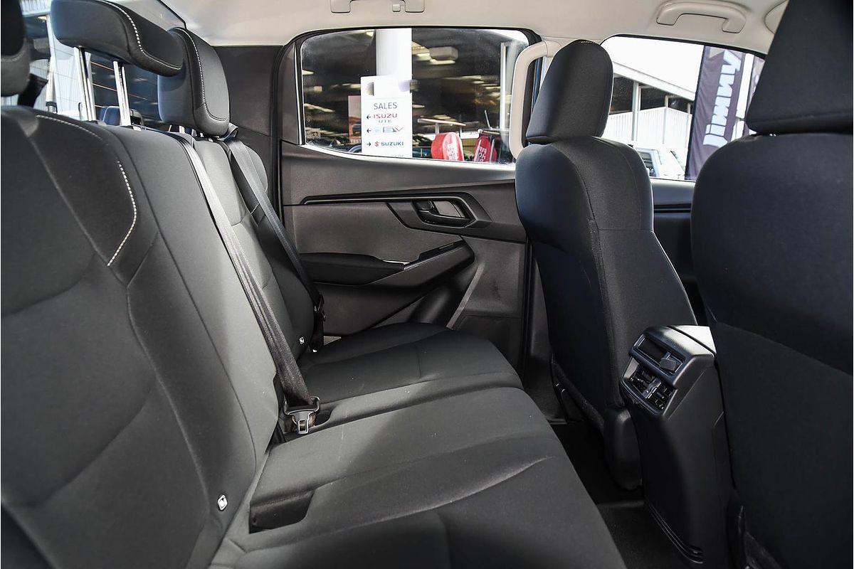 2025 Isuzu D-MAX SX 4X4