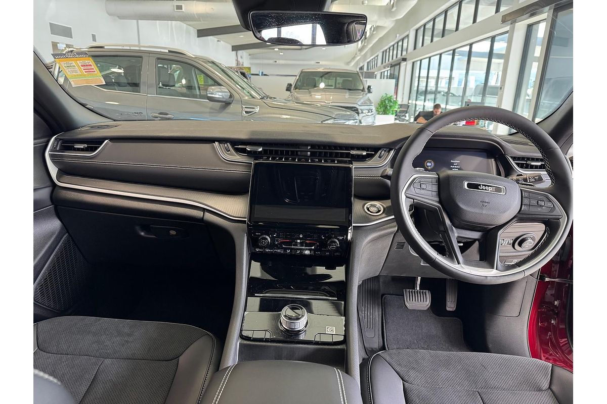 2023 Jeep Grand Cherokee Night Eagle WL