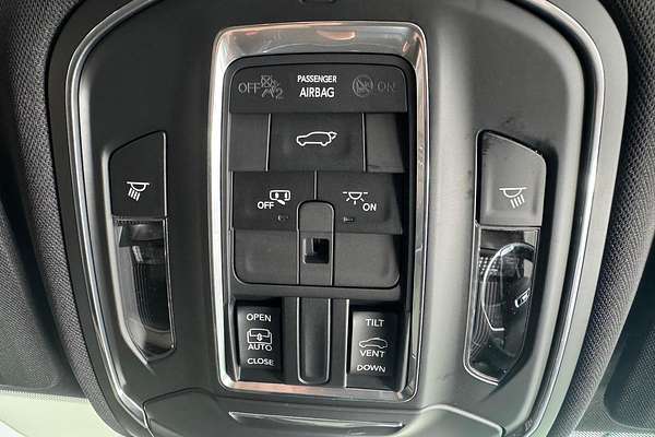2023 Jeep Grand Cherokee Night Eagle WL