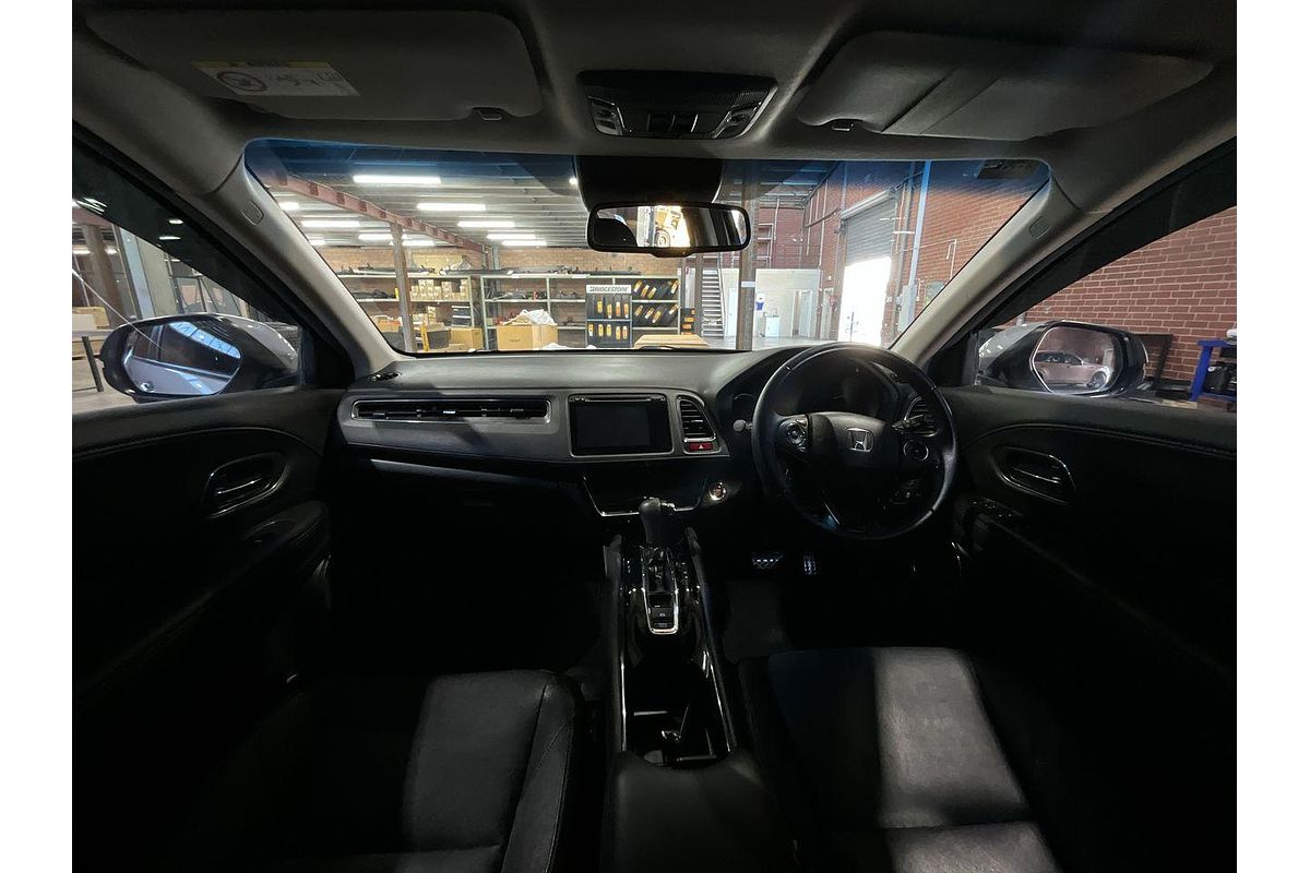 2016 Honda HR-V VTi-L