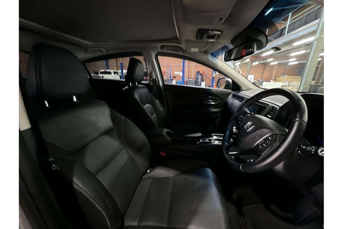 2016 Honda HR-V VTi-L