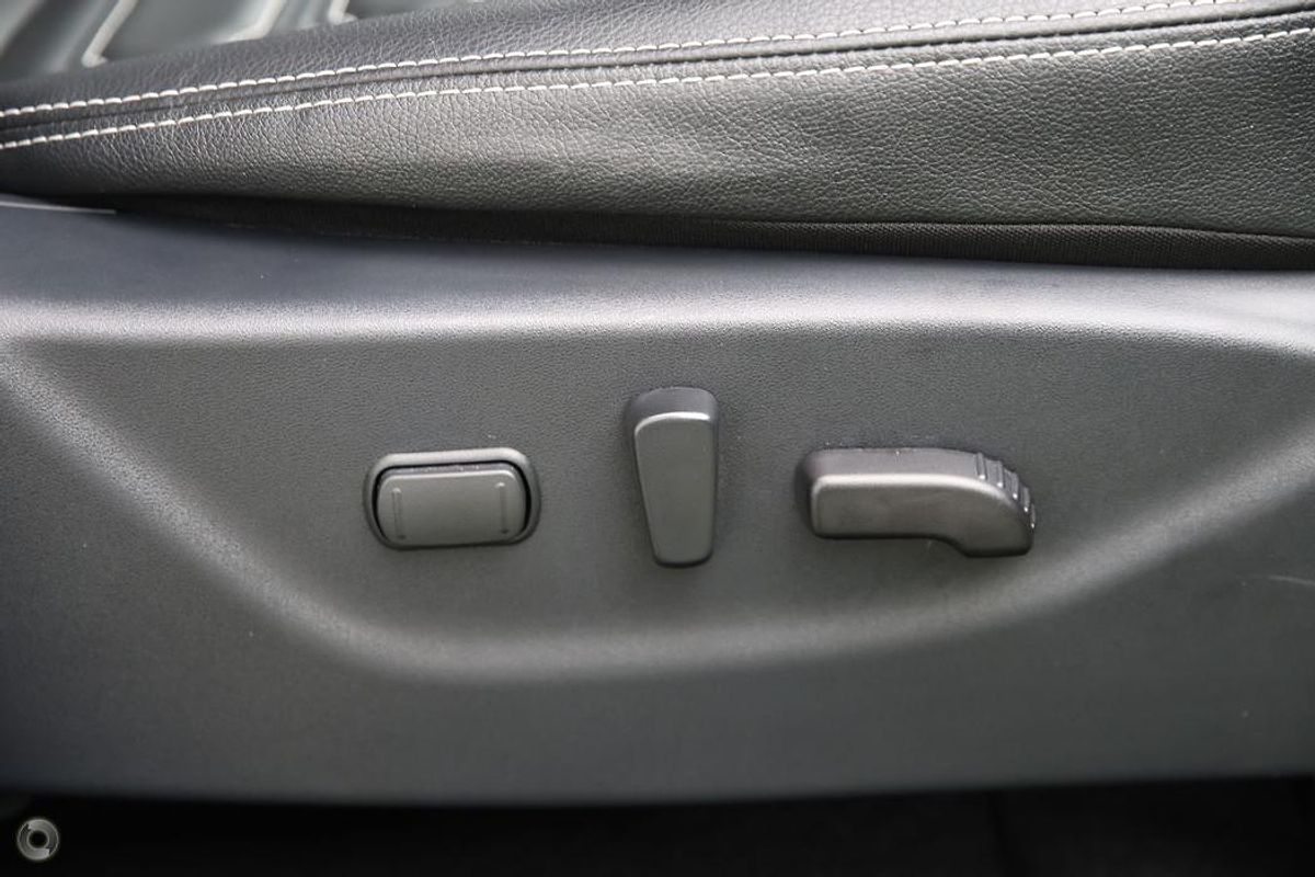 2024 Nissan Navara PRO-4X Warrior D23 4X4