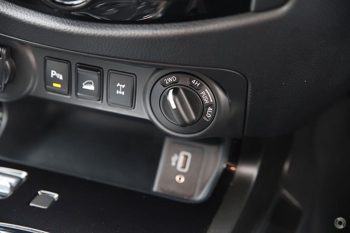 2024 Nissan Navara PRO-4X Warrior D23 4X4