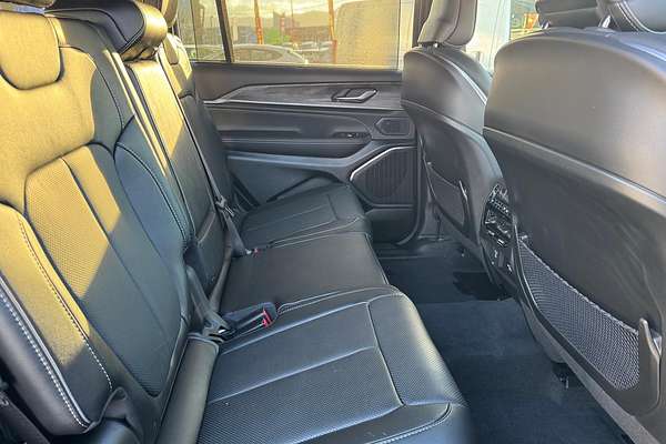 2023 Jeep Grand Cherokee Overland WL
