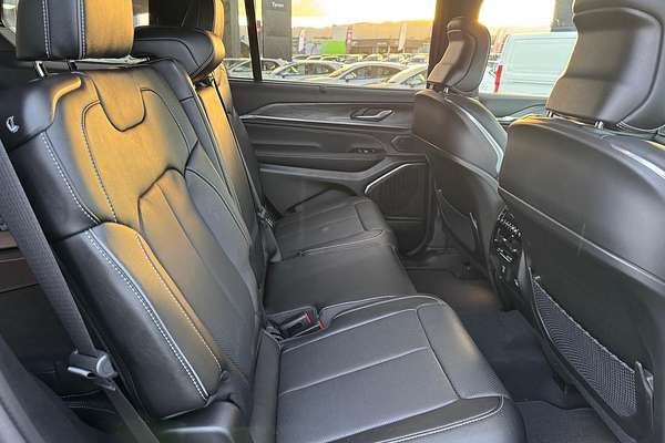 2023 Jeep Grand Cherokee Overland WL