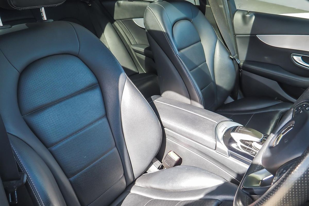 2017 Mercedes-Benz C-Class C200 W205