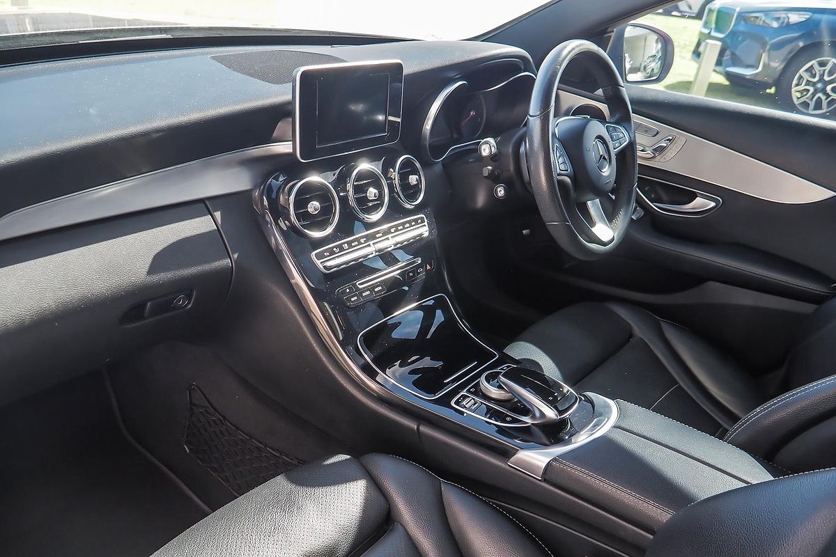 2017 Mercedes-Benz C-Class C200 W205