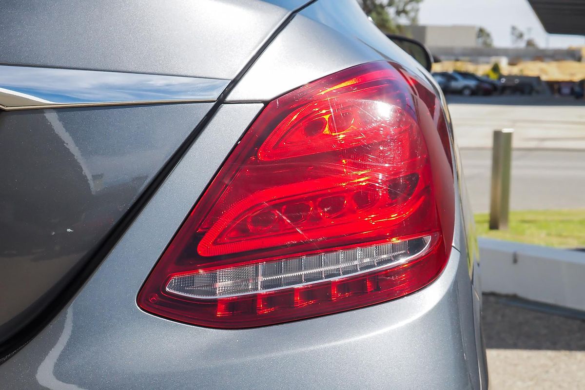 2017 Mercedes-Benz C-Class C200 W205