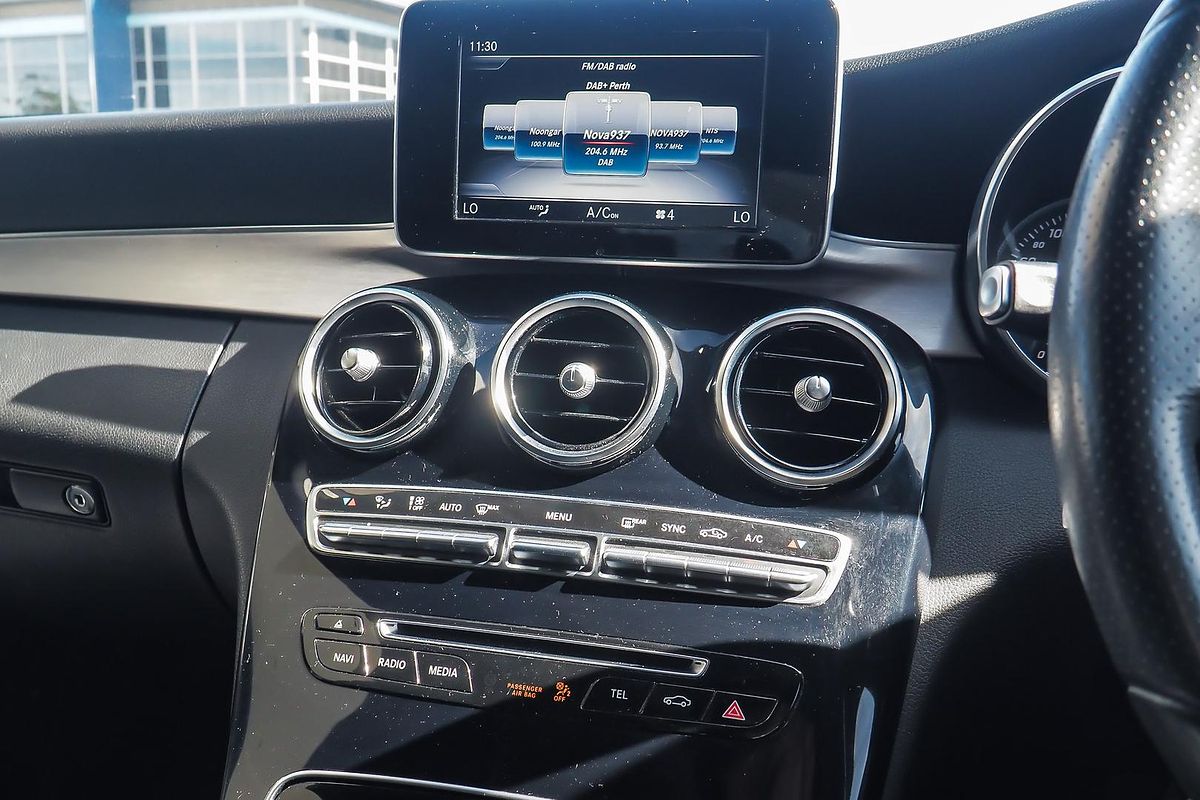 2017 Mercedes-Benz C-Class C200 W205