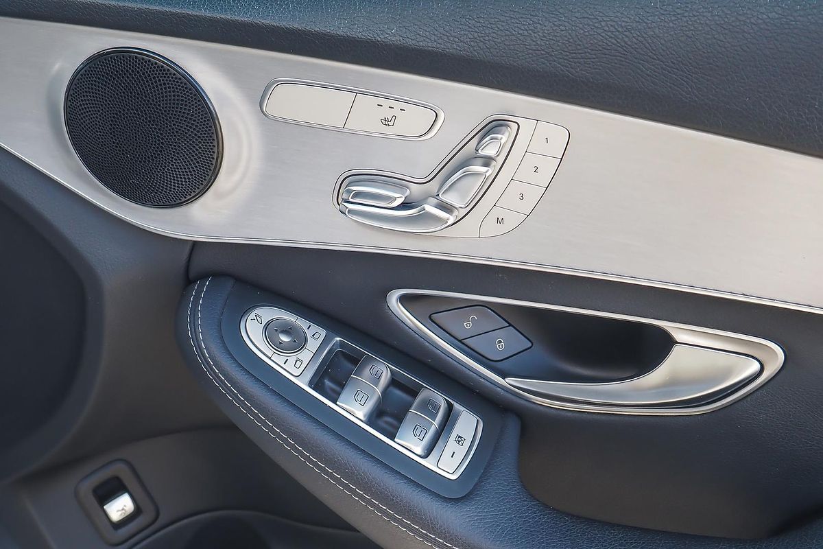 2017 Mercedes-Benz C-Class C200 W205