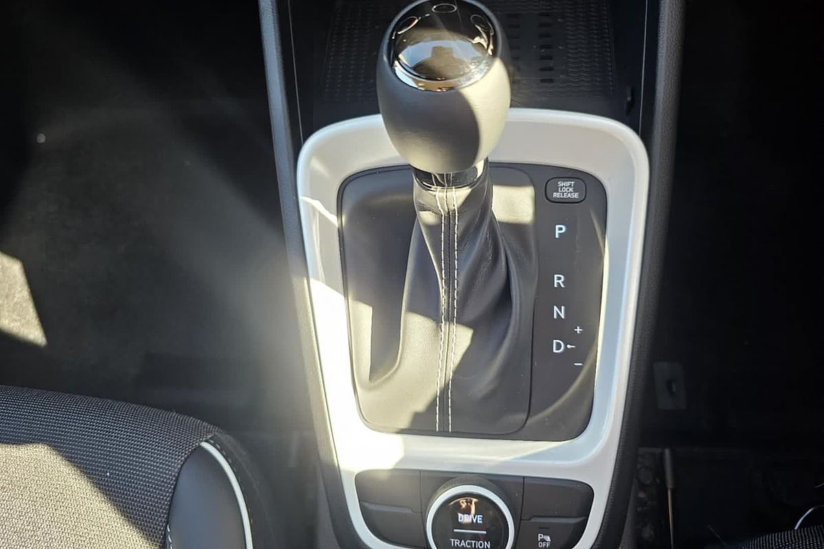 2025 Hyundai Venue Active QX.V5