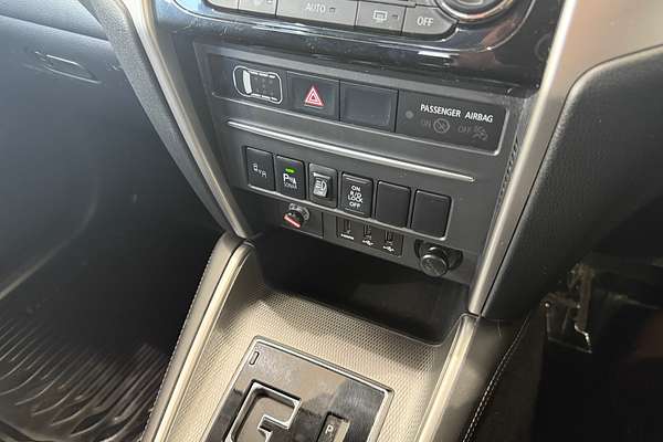 2019 Mitsubishi Triton Toby Price Edition MR 4X4