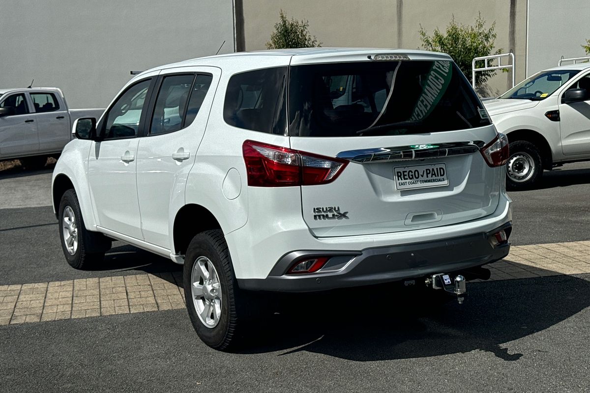 2021 Isuzu MU-X LS-M