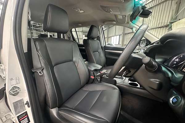 2023 Toyota Hilux SR5 GUN126R 4X4