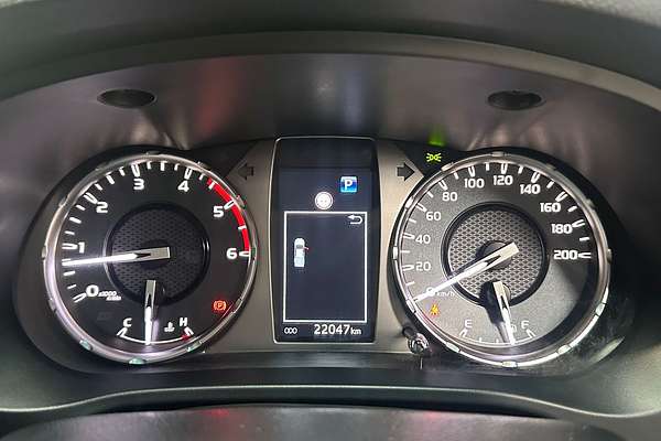 2023 Toyota Hilux SR5 GUN126R 4X4
