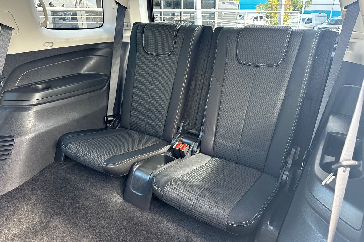 2021 Isuzu MU-X LS-M