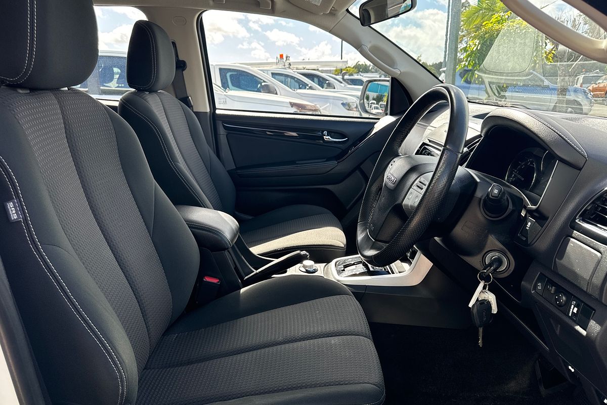 2021 Isuzu MU-X LS-M