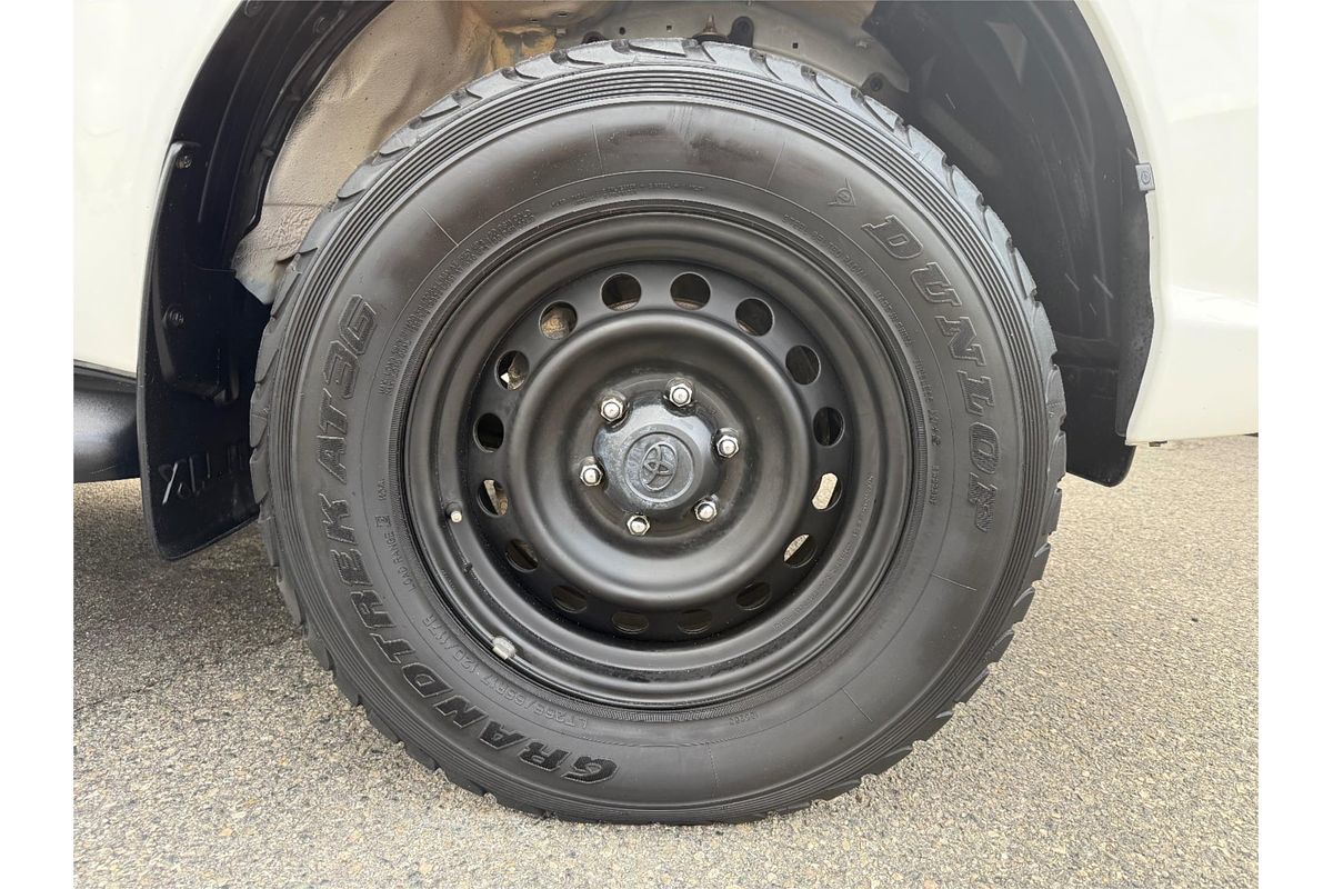 2019 Toyota Hilux SR GUN126R 4X4