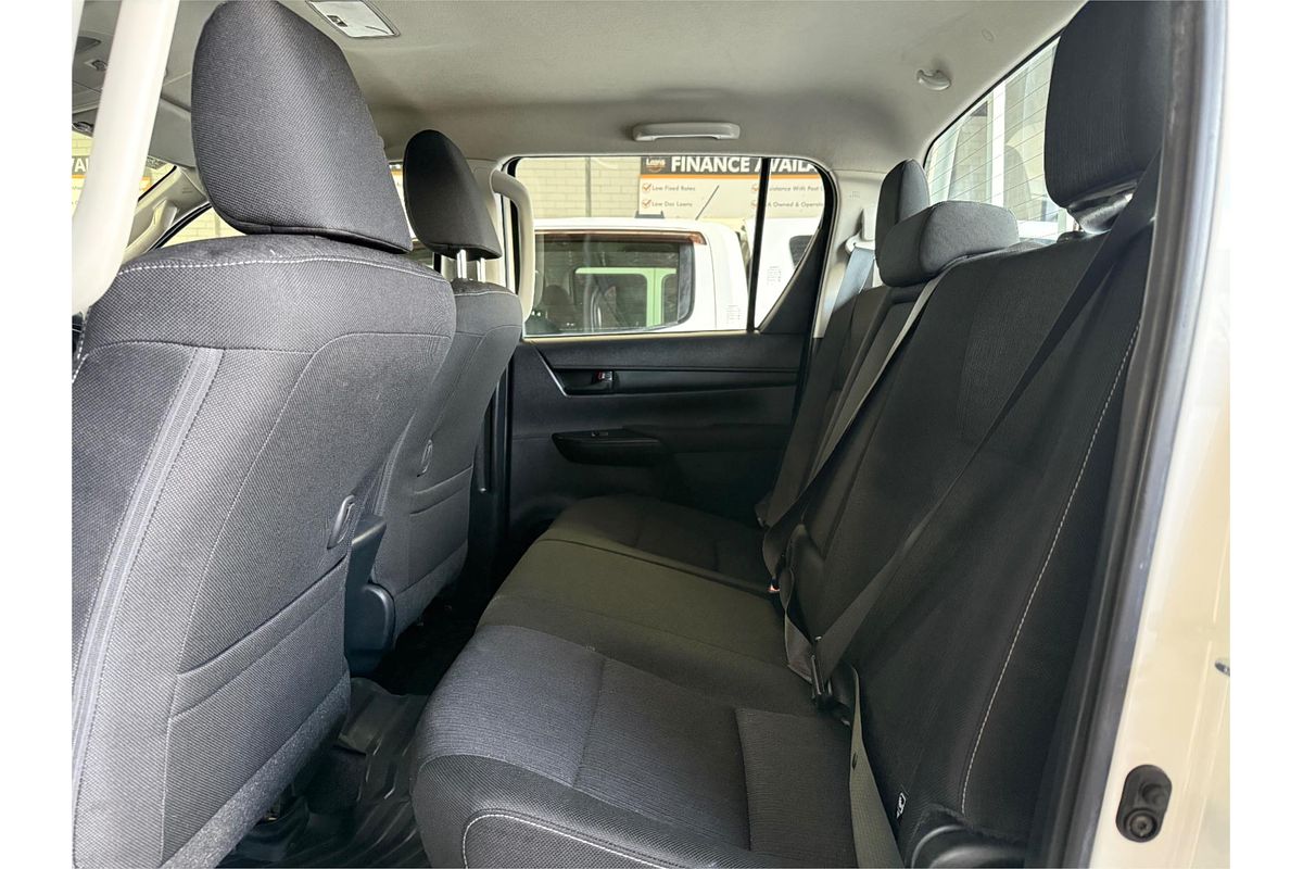 2019 Toyota Hilux SR GUN126R 4X4