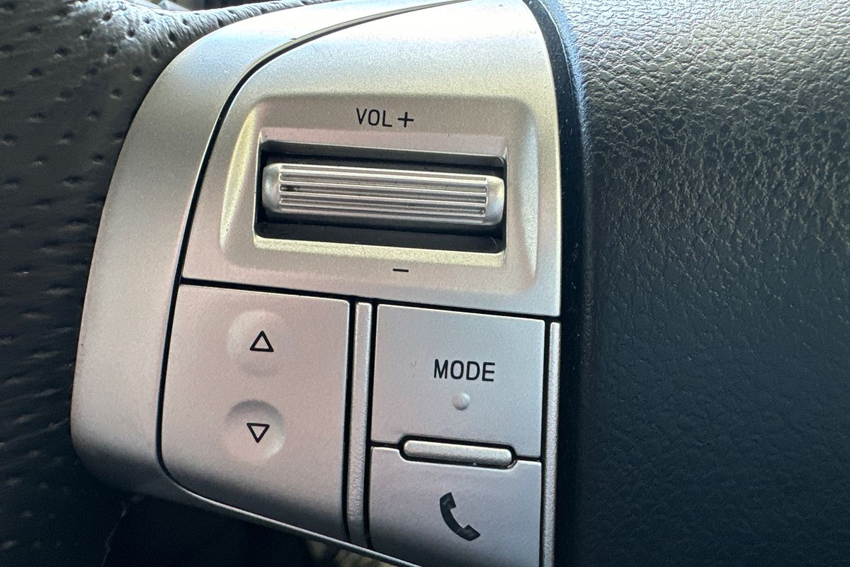 2021 Isuzu MU-X LS-M