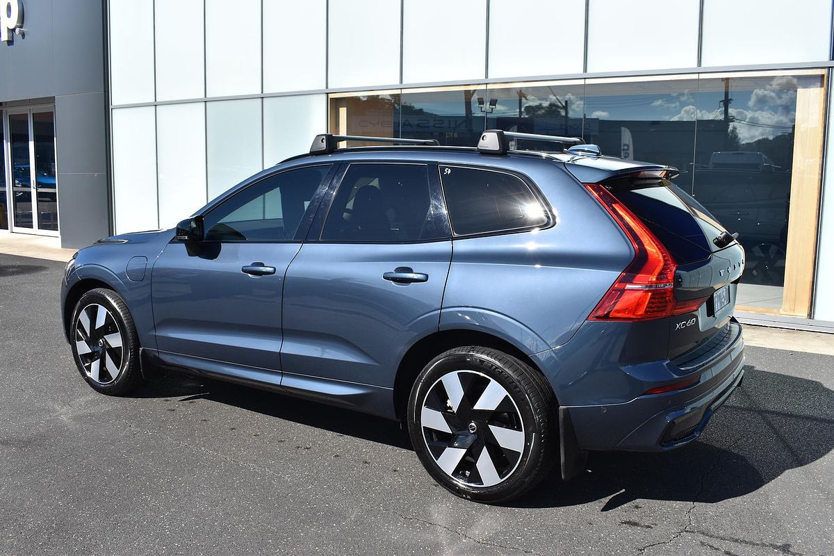 2024 Volvo XC60 Recharge T8 Black Edition Plug-In Hybrid